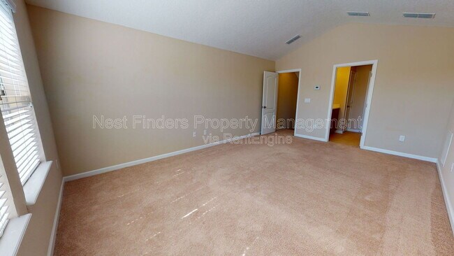 Building Photo - 15858 Lexington Park Blvd