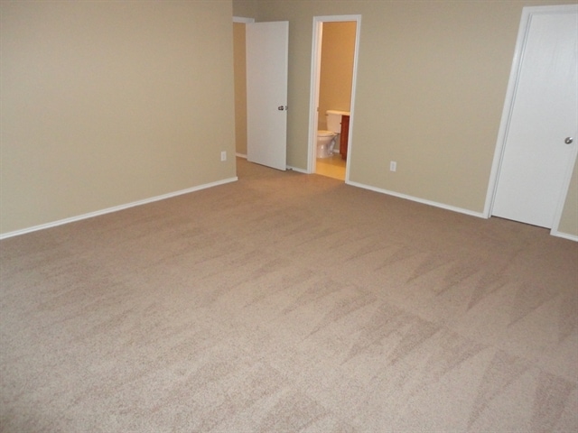 Building Photo - 4108 Thoroughbred Trail