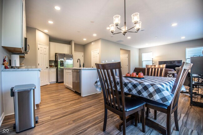 Building Photo - 6024 Medina Spirit Dr