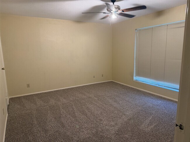 Building Photo - 14777 Wunderlich Dr