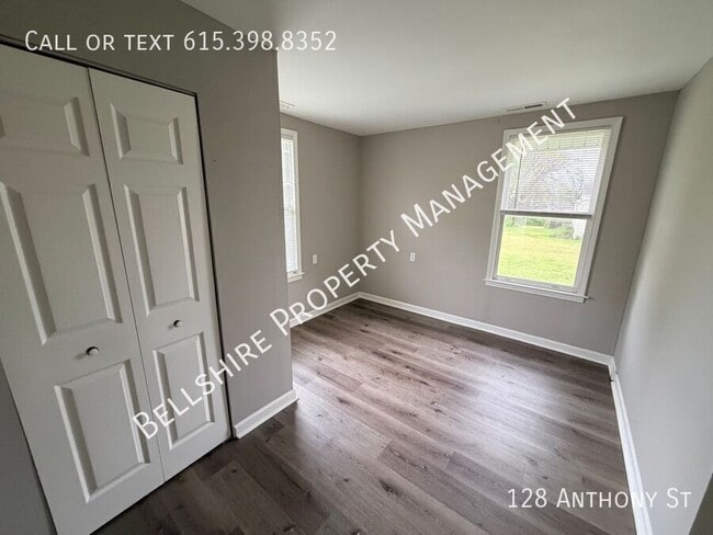 Building Photo - 128 Anthony St