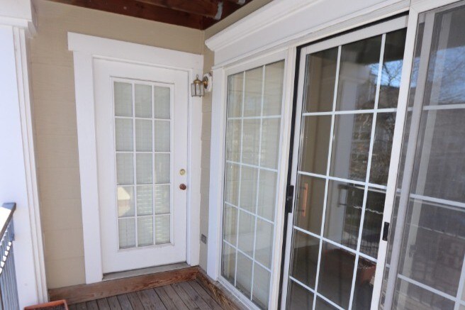 Balcony - 174 Kendrick Pl