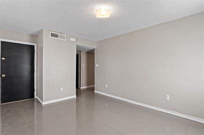 Building Photo - 732 Teichelkamp Dr