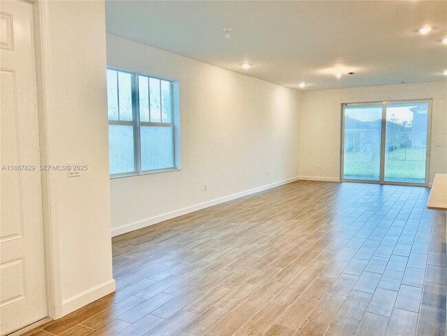 Building Photo - 1391 Tangled Orchard Tr