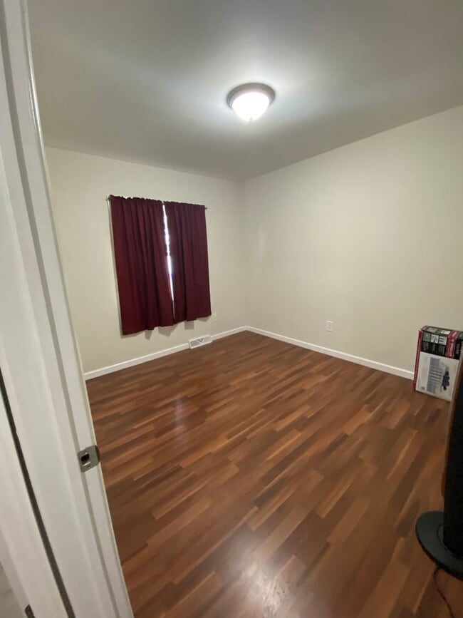 Building Photo - 241 Lafayette Ave