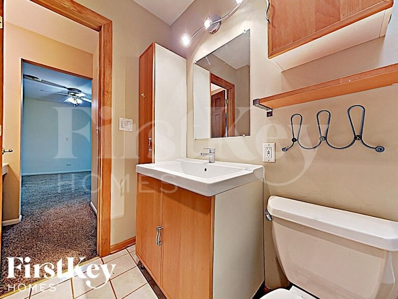 Building Photo - 2615 Moss Ln