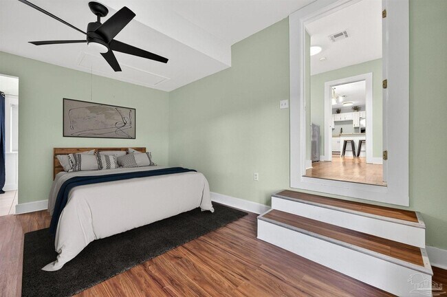 Building Photo - 1410 W Gregory St