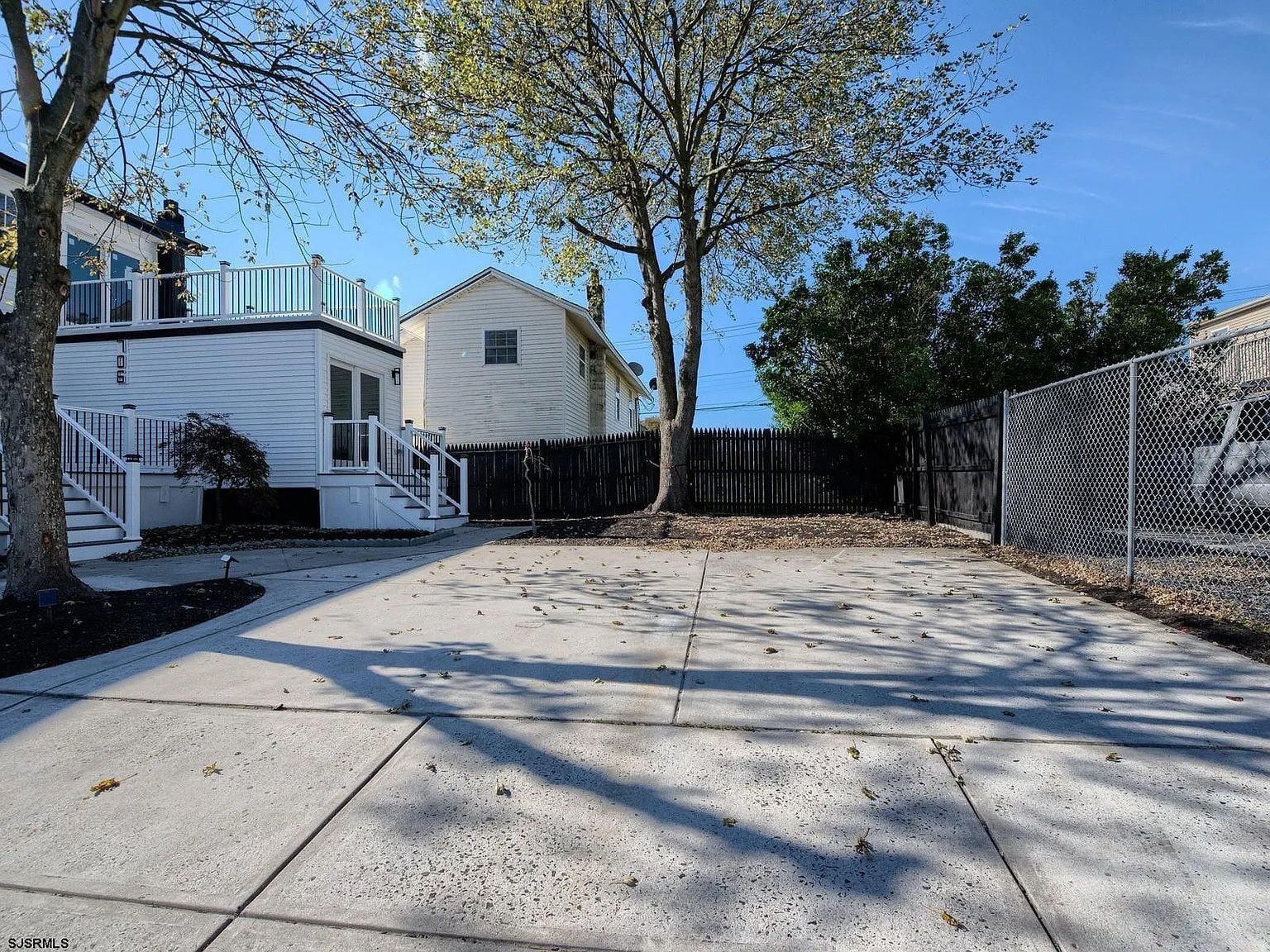 Building Photo - 706 Augustine Rd