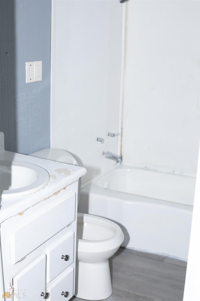 Building Photo - 4333 Capitol Ave