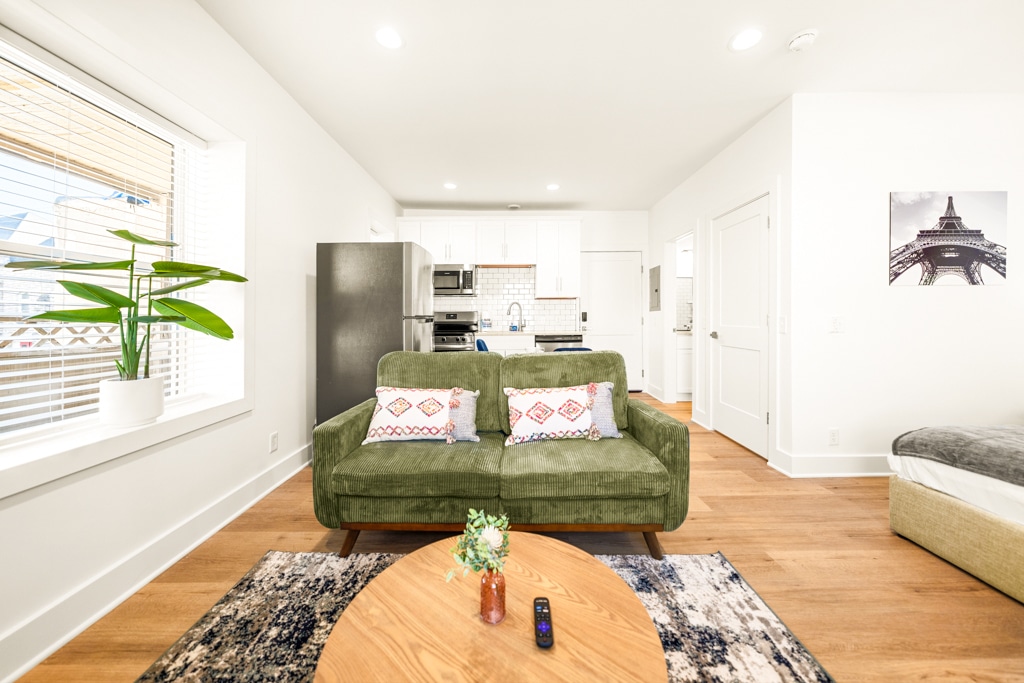 Building Photo - 4245 Troost Ave