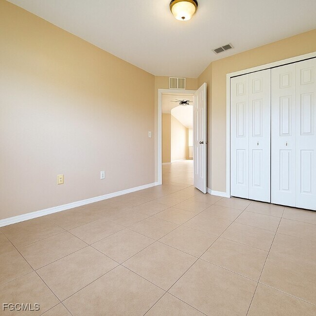 Building Photo - 351 Justice Ave