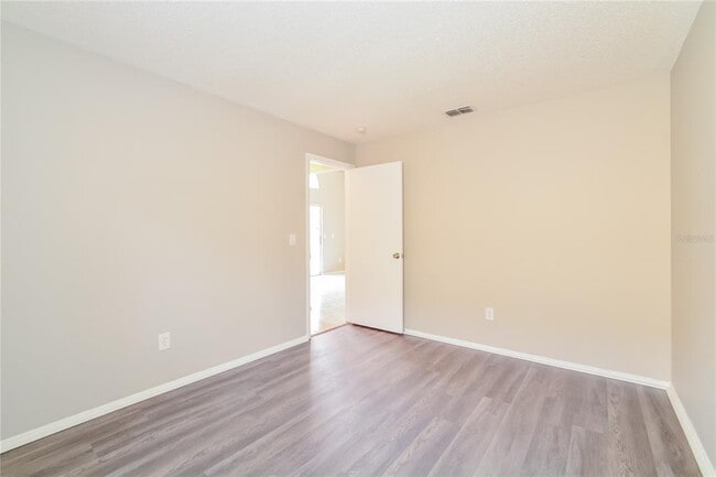 Building Photo - 3103 Orchard Pl