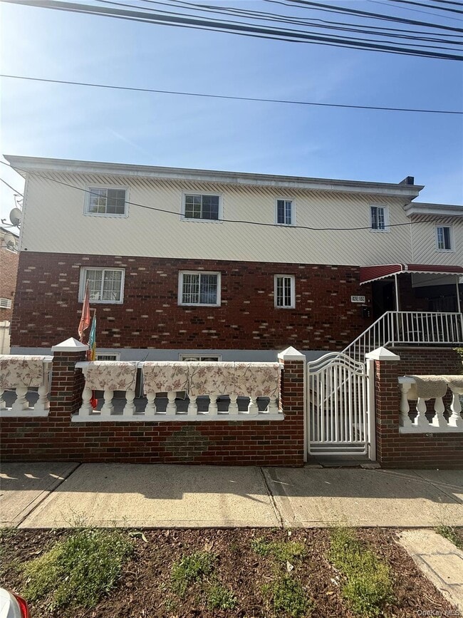 Building Photo - 145-59 107th Ave