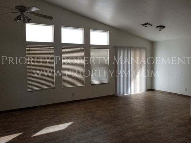 Building Photo - 5805 Briar Rose Ln