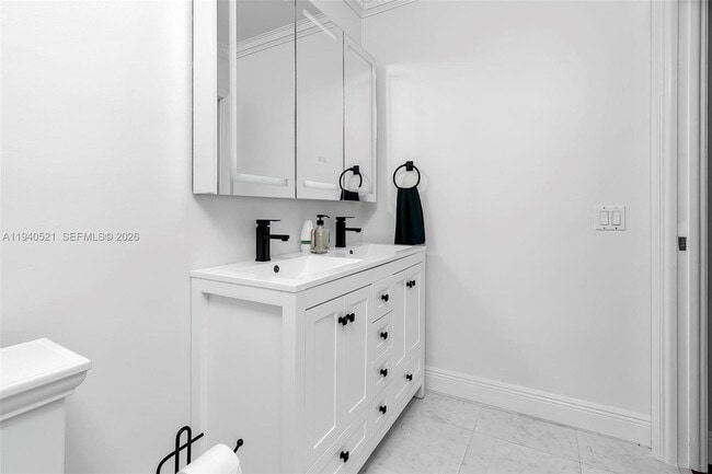 Building Photo - 8898 SW 62nd Terrace