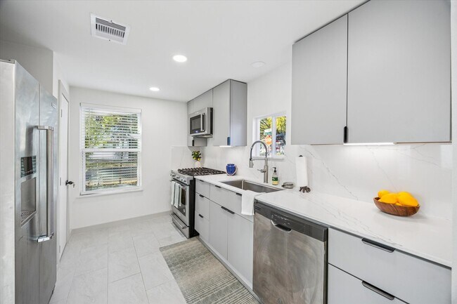 Building Photo - 4901 Prock Ln