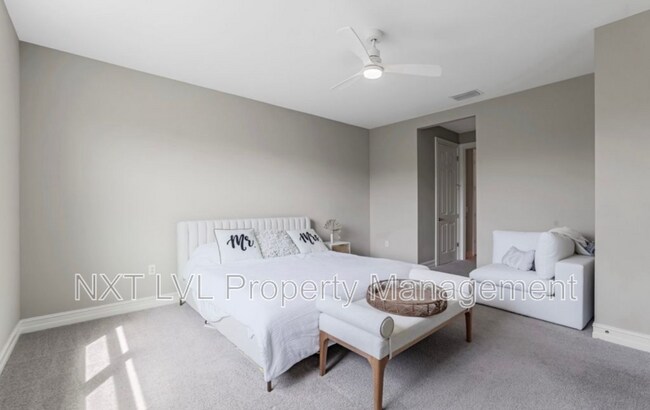 Building Photo - 440 Coral Reef Pl