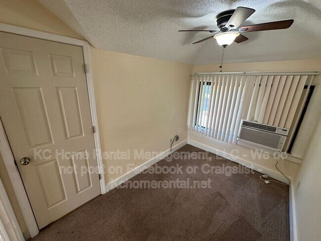 Building Photo - 2826 Harrison St