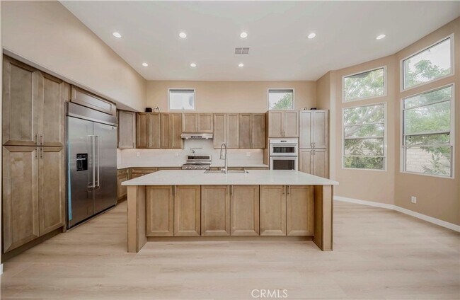 Building Photo - 5338 Chariton Ave