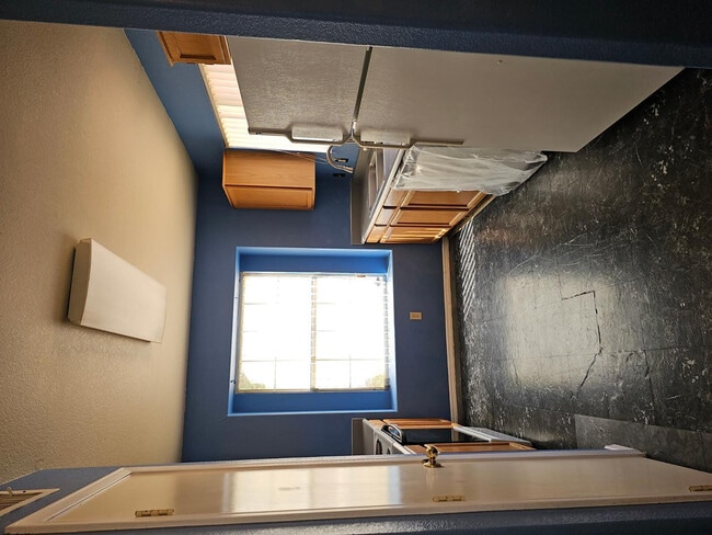 Building Photo - 821 S Cancun Dr