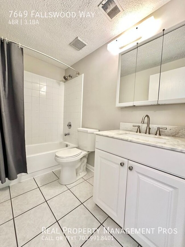 Building Photo - 7649 Fallswood Way