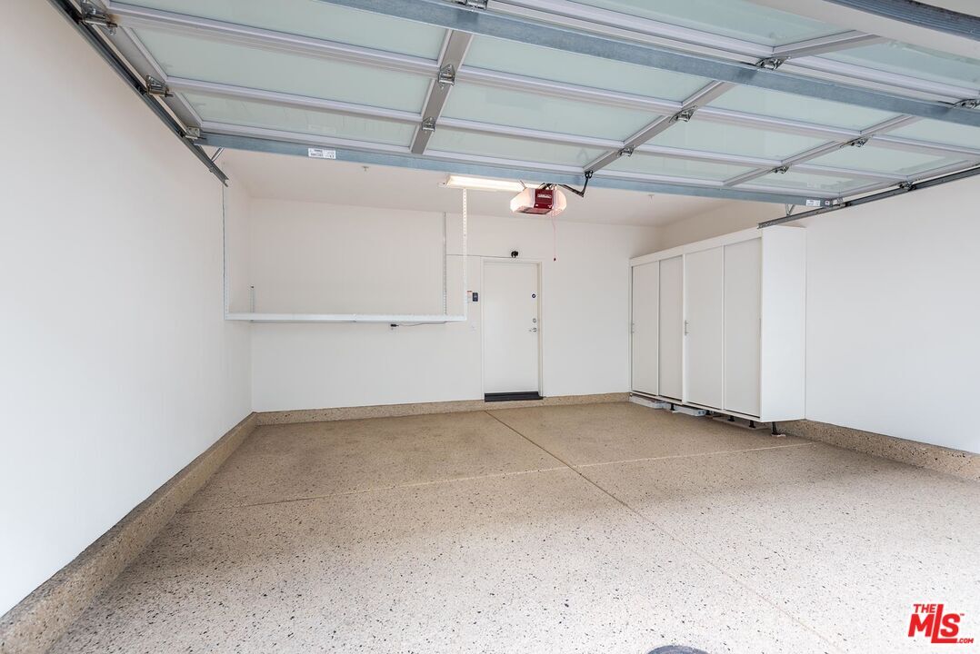 Building Photo - 310 Washington Blvd