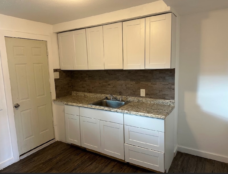 Building Photo - 19975 Schaefer Hwy