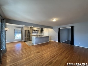 Building Photo - 2331 W Magnolia Ave