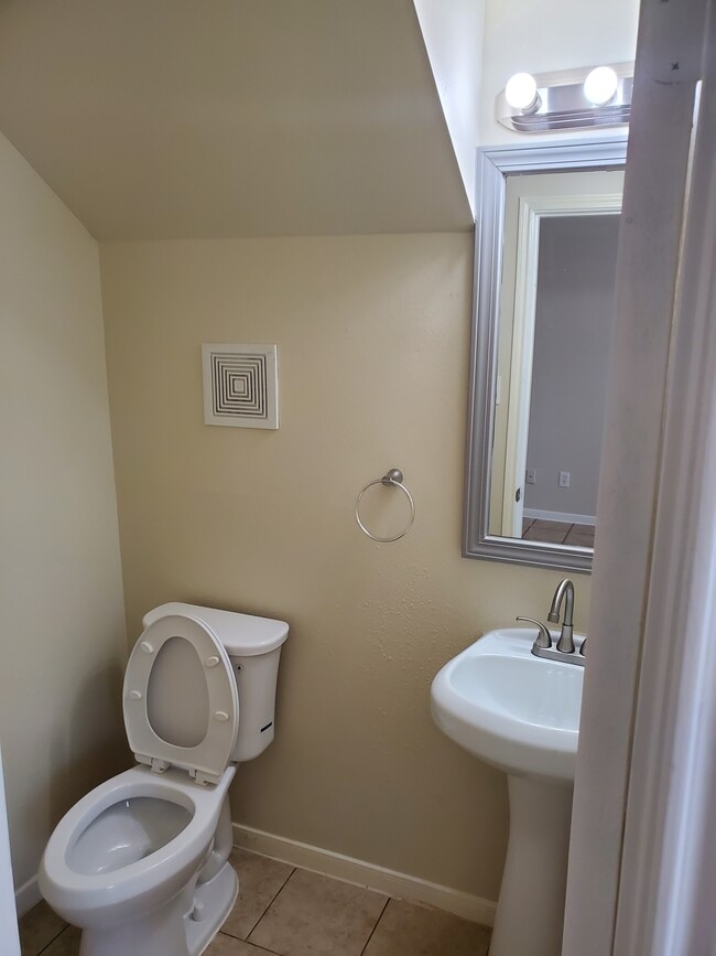 Downstairs Half Bathroom - 3725 Amos St
