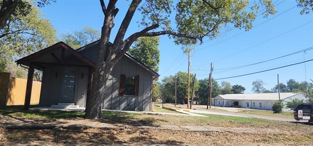 Building Photo - 900 Chestnut St