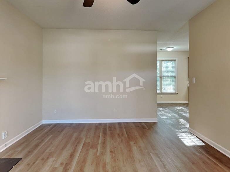 Building Photo - 509 Crystal Hill Ct