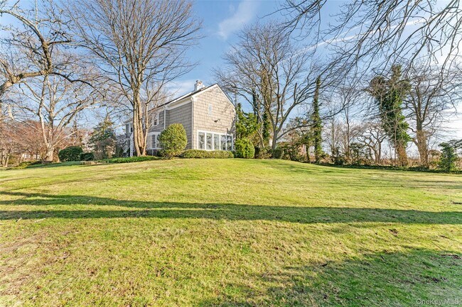 Building Photo - 803 Barberry Ln