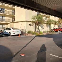 Building Photo - 1000 Cove Cay Dr