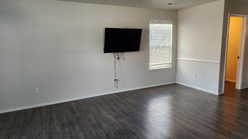 Building Photo - 9548 W Weir Hollis Dr