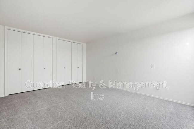 Building Photo - 7238 E Joshua Tree Ln