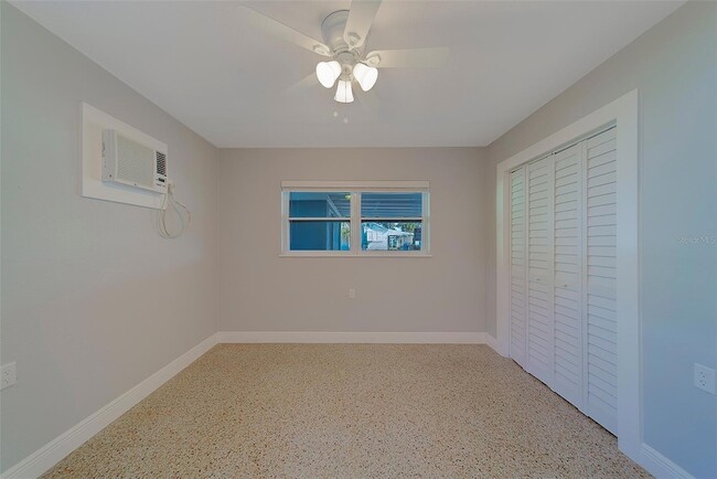 Building Photo - 13248 4th St E