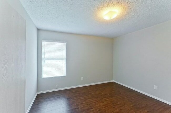 Building Photo - 707 Gunters Mtn Ln