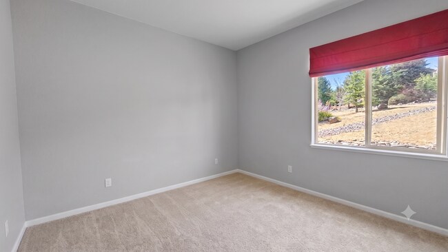 Building Photo - 5265 N Elk River Rd