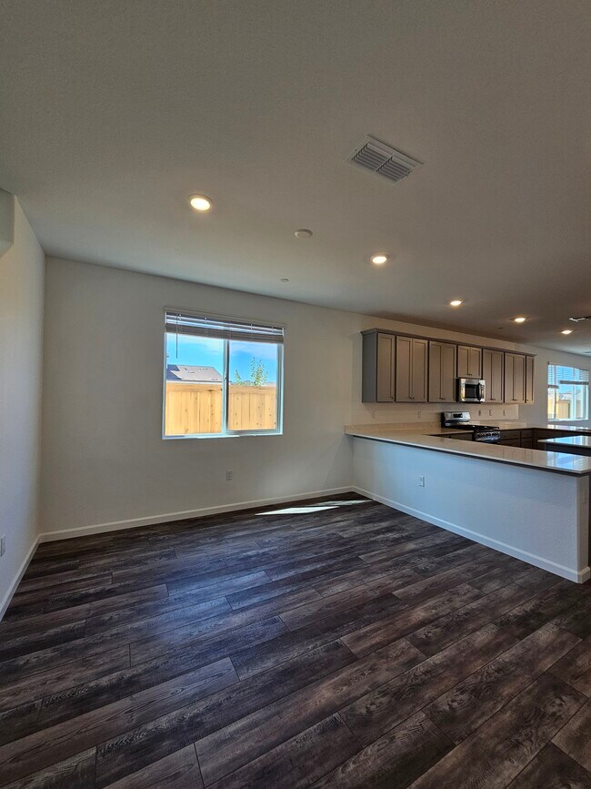 Building Photo - 7430 Chadbourne Wy
