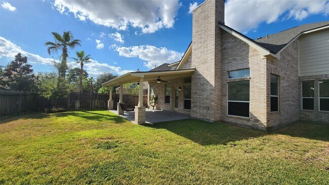 Building Photo - 24831 Red Bluff Tr