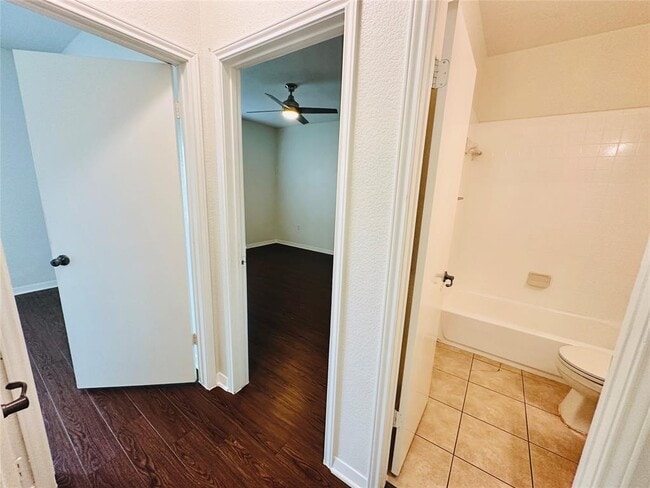 Building Photo - 6301 Crumley Ln