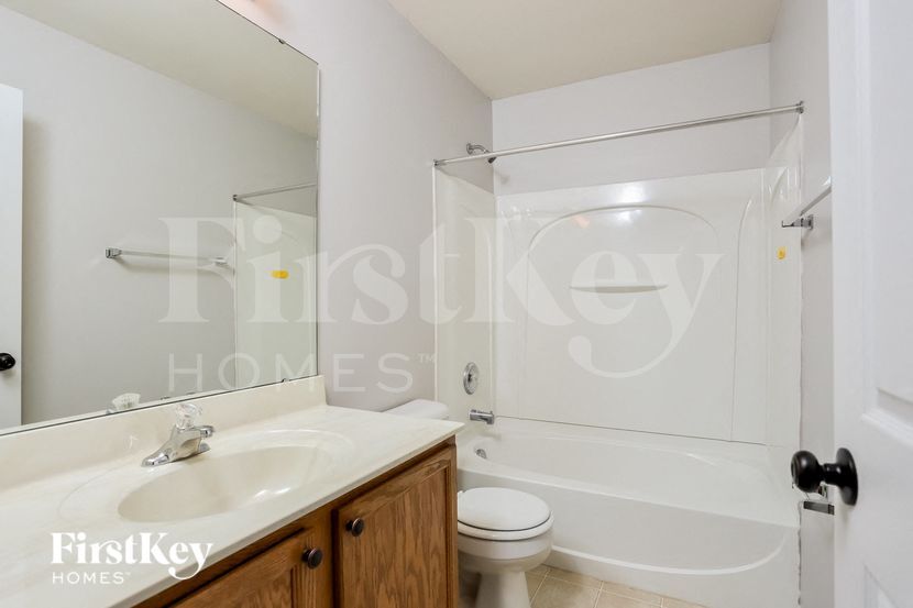 Building Photo - 519 Cottage Crossing