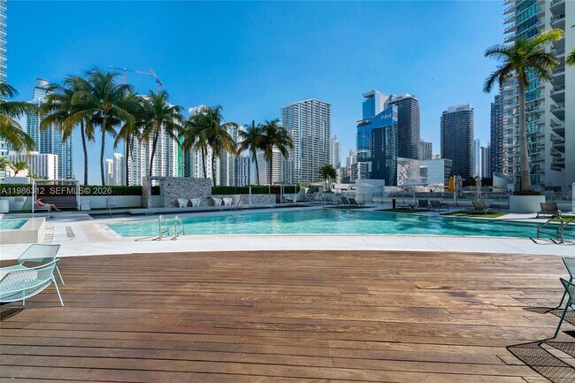 Building Photo - 90 SW 3rd St