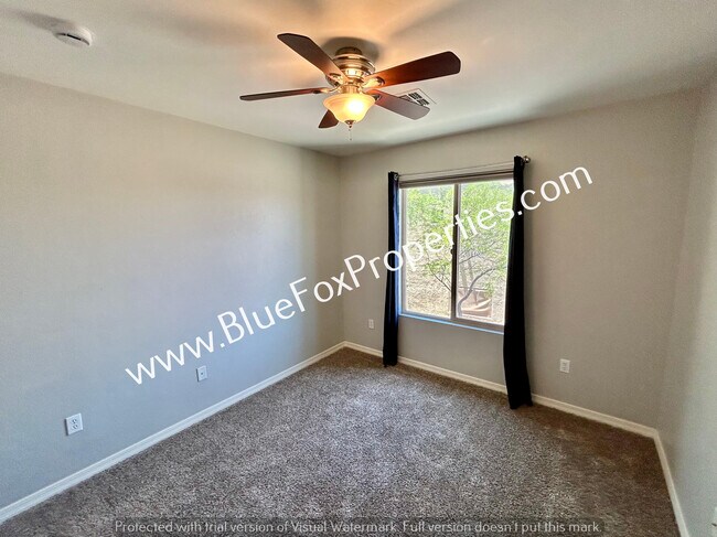 Building Photo - 10412 E Capercaillie St