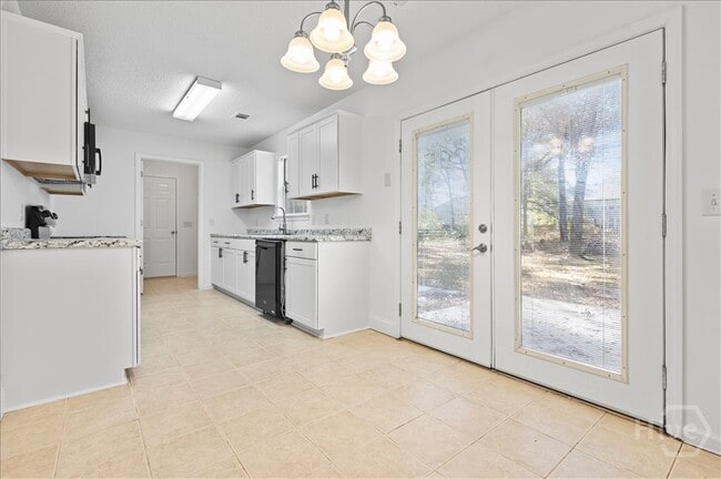 Building Photo - 479 Archer Rd