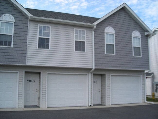 Building Photo - 918 Brawley School Rd