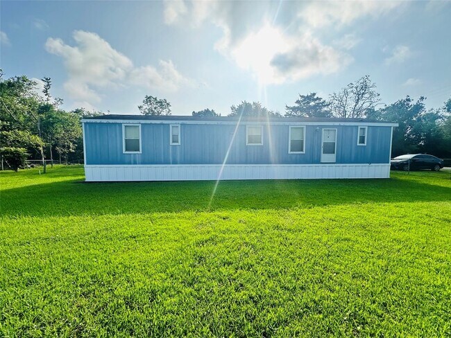 Building Photo - 9012 Spruce St