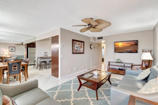 Primary Photo - 4049 Wolverton C