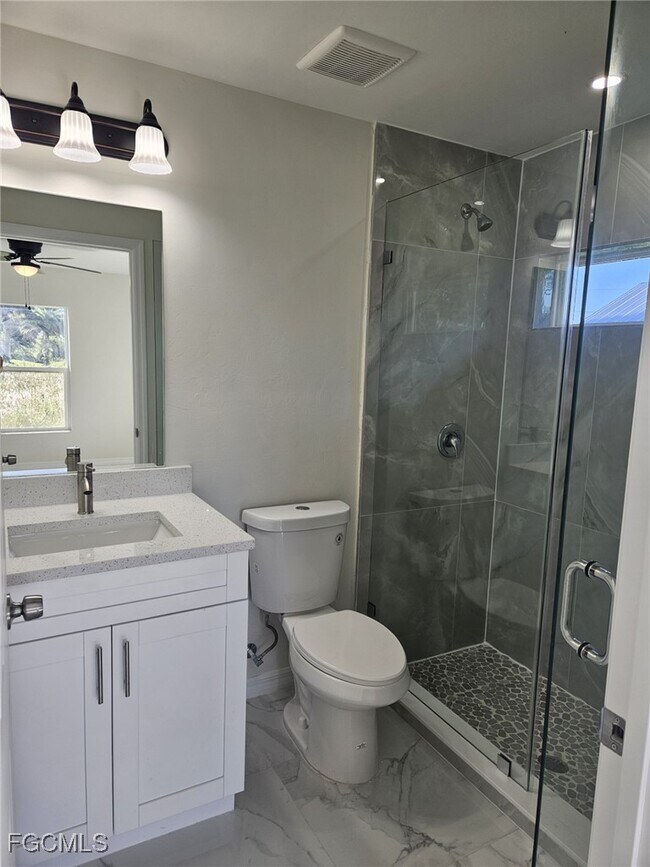 Building Photo - 397 Carrillon Ave S