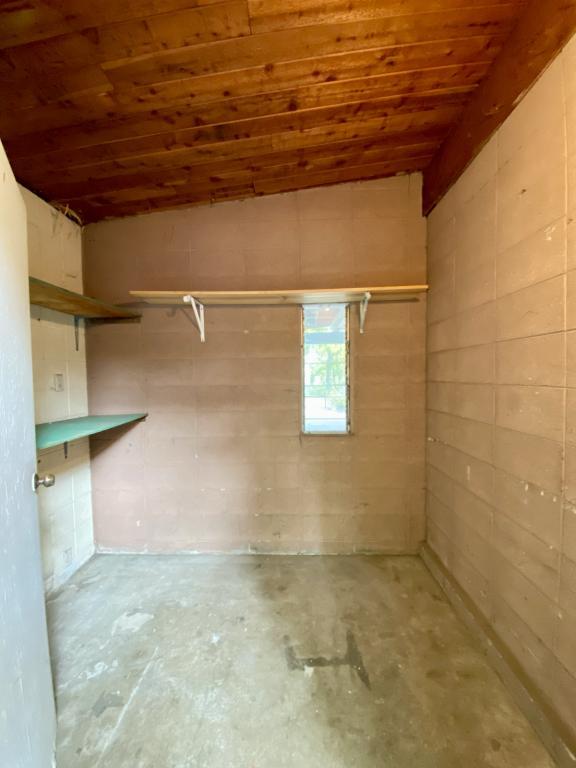 Building Photo - 930 Reddy Ave